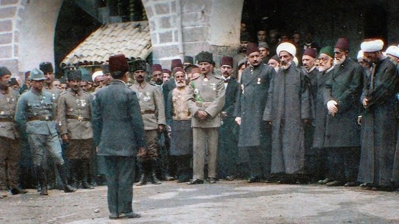Atatürk'ün gündem olan Diyarbakır fotoğrafı