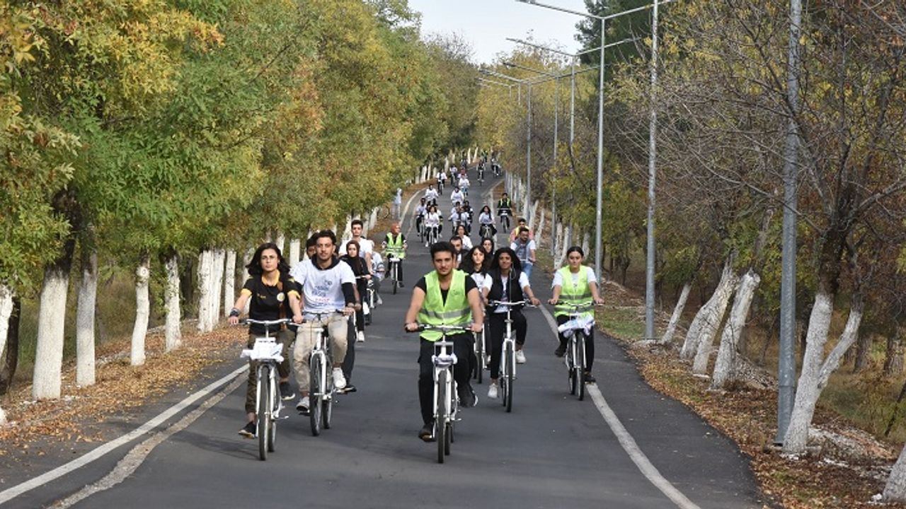 Diyarbakır’da bisiklet turu etkinliği