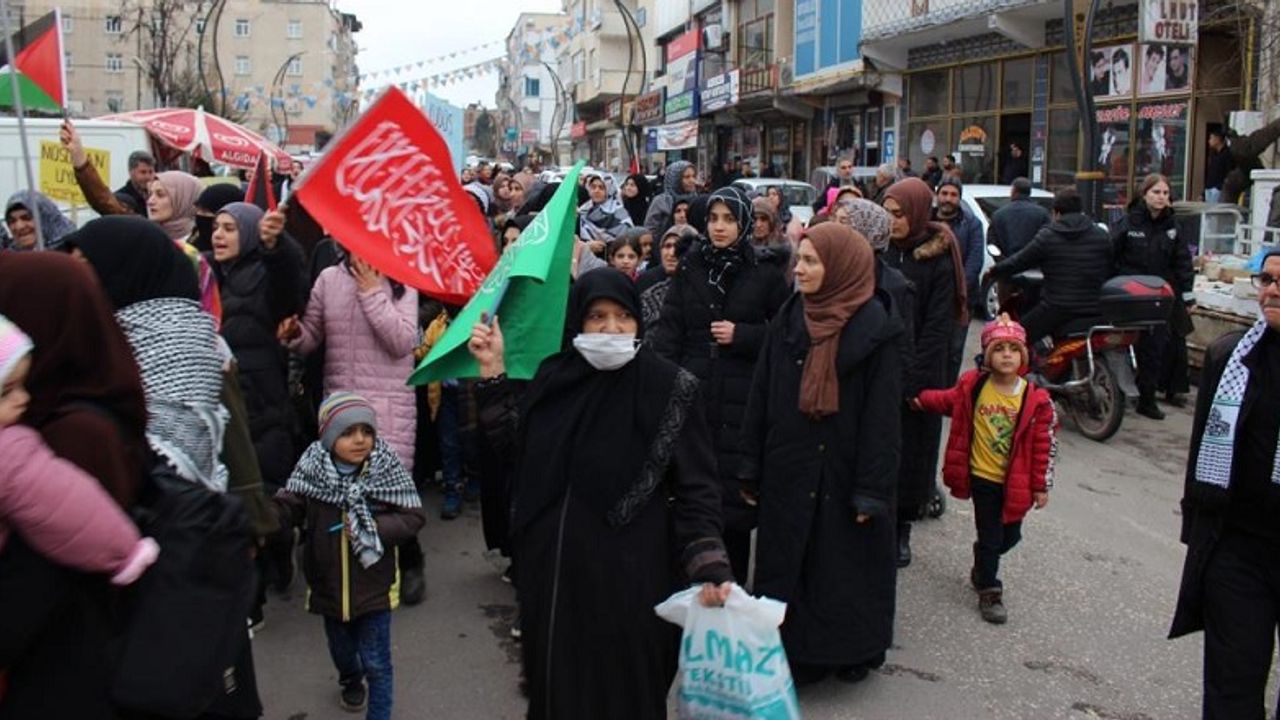 Çermik'te Filistin’e destek yürüyüşü