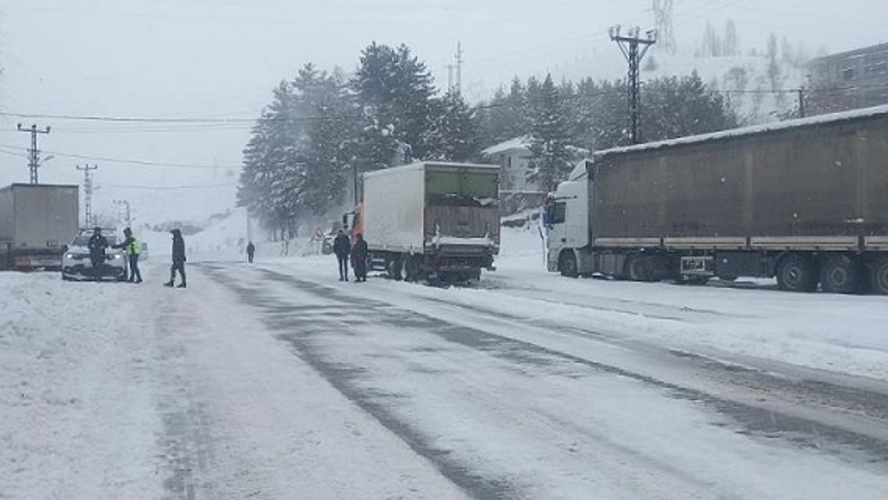 Tunceli’de kar! 229 köy yolu ulaşıma kapandı