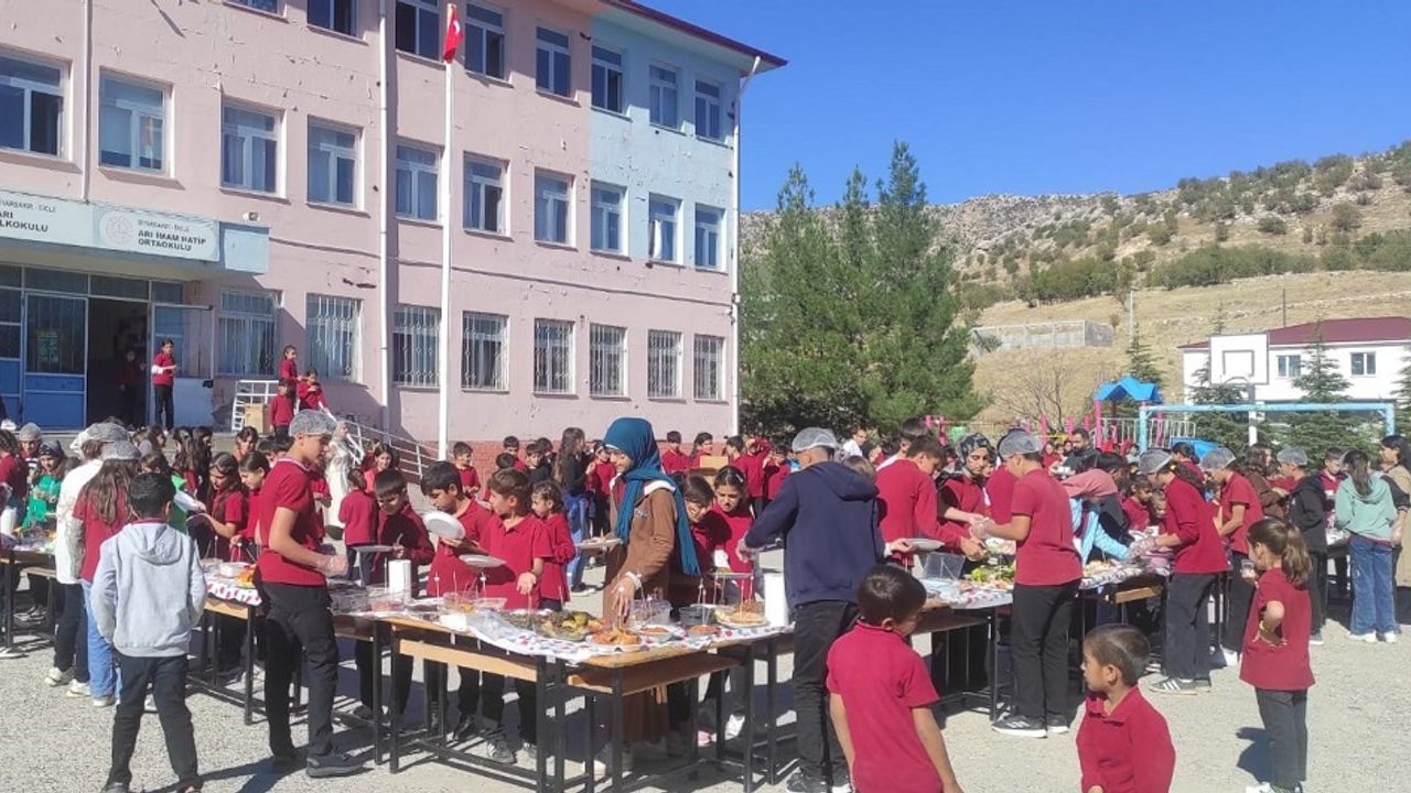 Diyarbakır’da minik yüreklerden Gazze'ye büyük destek!