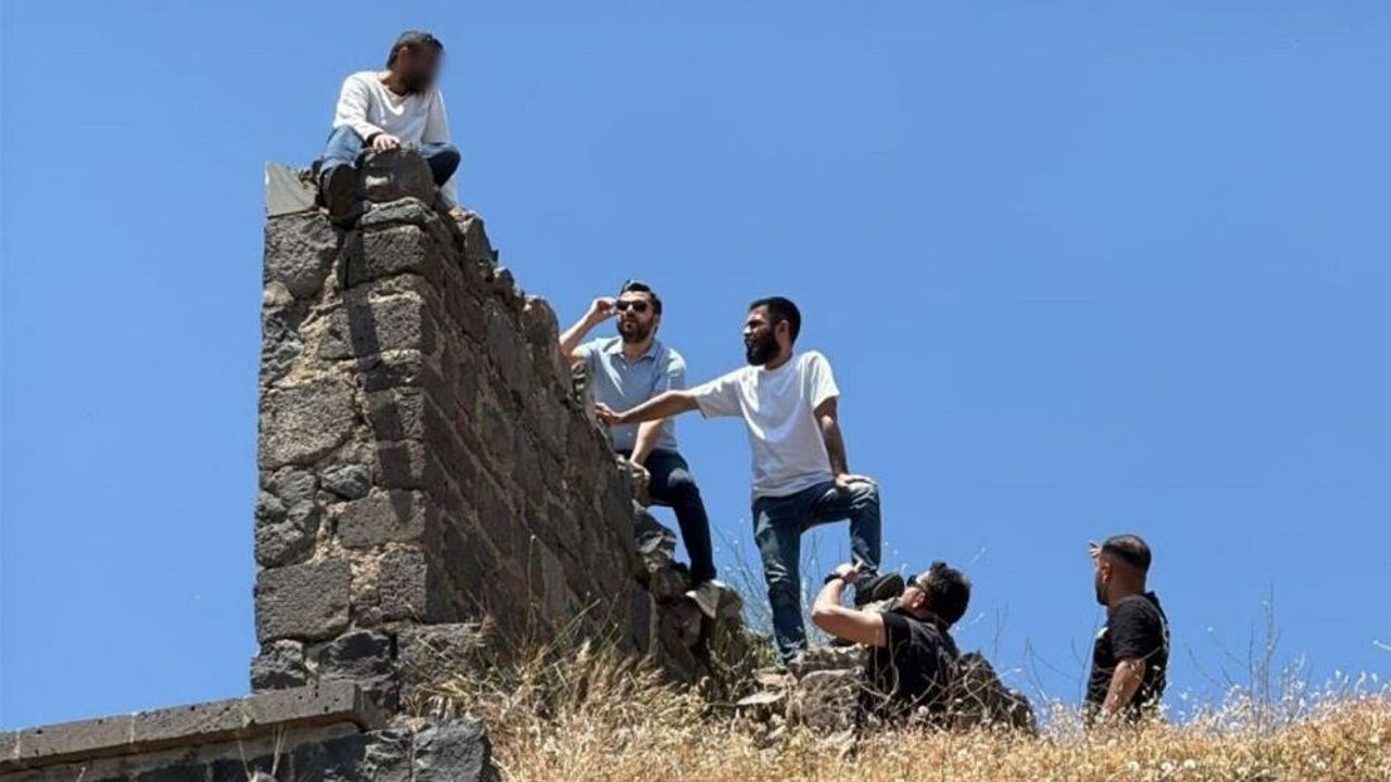 Diyarbakır Surlarından atlamak istedi: Nedeni belli oldu!
