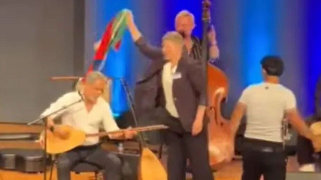 Konserde kriz çıkmıştı: Diyar’dan ‘Kürdistan bayra