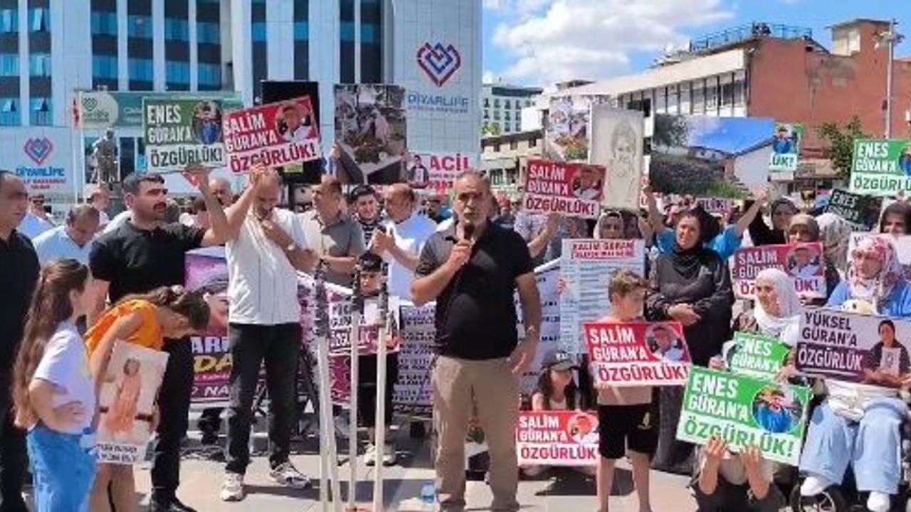 Narin Güran’ın ailesi Diyarbakır’da eylem yaptı