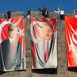 BBP Diyarbakır’da dev poster ve bayraklar astı!