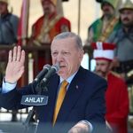 Erdoğan'dan Ahlat'ta 'süreç' açıklaması: Türkiye'nin şafağı sökmüştür"