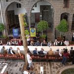 Diyarbakır’da dengbêjlere sanatçı statüsü verildi