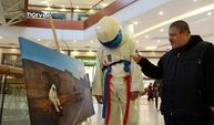 Diyarbakır’ın tarihi mekanlarında bir ‘astronot’