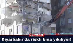 Diyarbakır'da çökme tehlikesi olan bina yıkılıyor!