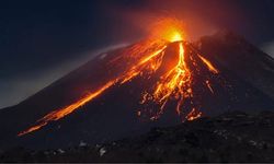 İtalya'da faaliyete geçen Etna Yanardağ'ı Türkiye'yi etkileyecek mi?