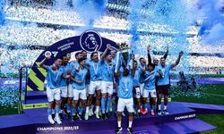 Manchester City şampiyonluğu kutladı