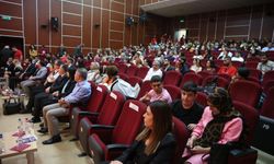 Otizmli çocuklar ve ailelerine konferans