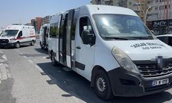 Diyarbakır’da iki minibüs çarpıştı: 2 yaralı