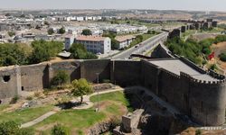 Diyarbakır’da 12 burcun restorasyonu başladı