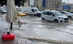 İstanbul’da yağmur sele neden oldu