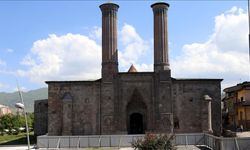 Çifte Minareli Medrese kapatıldı