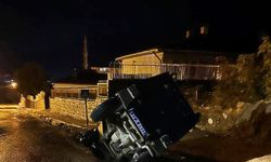 Diyarbakır’da zırhlı araç devrildi