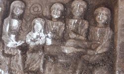 Hafriyat çalışmasında bin 800 yıllık mezar steli çıktı