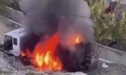 Diyarbakır'da akaryakıt tankeri yandı