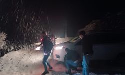 Batman Sason’da kar yağdı yollar kapandı yedi kişi mahsur kaldı