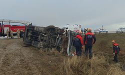 Van Bitlis arasında yaşanan kazada onlarca kişi yaralandı