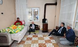 Vali Varol yaralı askeri evinde ziyaret etti