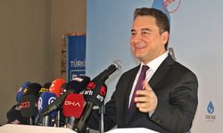 Ali Babacan Diyarbakır’da adaylarını tanıttı
