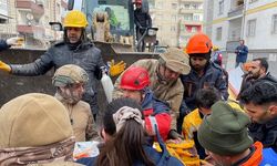 Diyarbakır'da 56 saat enkazda kaldı, yaşadıklarını anlattı