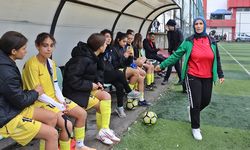 Diyarbakırlı futbol antrenörü ilk maçında farklı kazandı