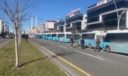 Diyarbakır’da otobüs şoförleri iş bıraktı