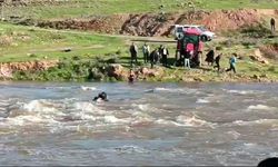 Urfa'da üç kadın kurtarıldı, bir çocuk kayıp!