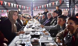 Diyarbakır Valisi vatandaşlarla iftar açtı