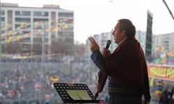 Diyarbakır Newrozu’ndan iktidar ve muhalefete 6 çağrı