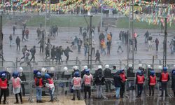Diyarbakır Newroz'unda telefon çalan 5 kişi tutuklandı