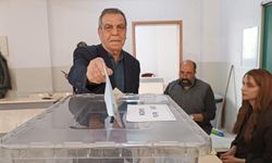 Türkiye sandık başında! Oy verme işlemi başladı