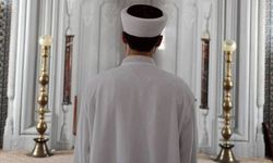 Camide silahlı saldırıya uğrayan imam hayatını kaybetti