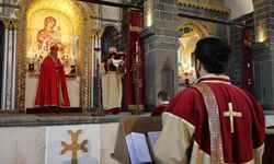 Diyarbakır’da buruk Noel: Kilisede 10 cemaat kaldı