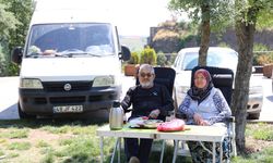 Karavanla Türkiye’yi geziyorlar! Durakları bu kez Diyarbakır