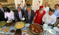 Tarihi kilisede Mardin’in yöresel yemekleri tanıtıldı