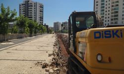 Diyarbakır’daki bulvarda yeni içme suyu hattı çalışması