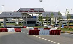 Ankara Hakkari uçağı Diyarbakır'a iniş yaptı: Yolcular mağdur oldu!