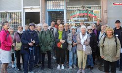 Diyarbakır’a gelen Danimarkalı turistler Kürtçe müziğe hayran kaldı