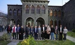 Diyarbakır’a gelen konuklar tarihi mekanları gezdi!