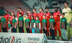 Amedspor - Şanlıurfaspor maçının faturası ağır oldu: Taraftara ceza geldi!