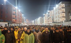 Depremin büyük yıkım yaşattığı Hatay’da sessiz yürüyüş gerçekleştirildi