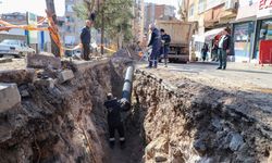 Diyarbakır’da kayalık zeminde zorlu çalışma