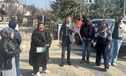 Diyarbakır'ın ilçesine yabancı turistler geldi: Belediye başkanı rehberlik etti!