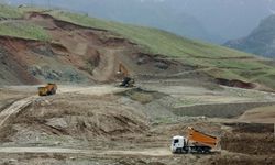 Hakkari’ye müjde geldi: Yeni stadyum yapılıyor