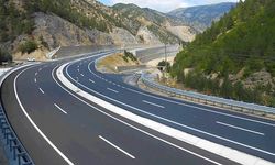 Karayolları 9. Bölge Müdürlüğü Termoplasti̇k Ve Çi̇ft Kompenantlı Boya İle Yatay İşaretleme Yapılması İşi̇