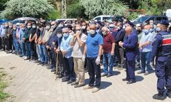 1,5 yaşındaki bebek öldü: Cenazede herkes maske taktı!